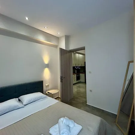 Emi House Apartmán *